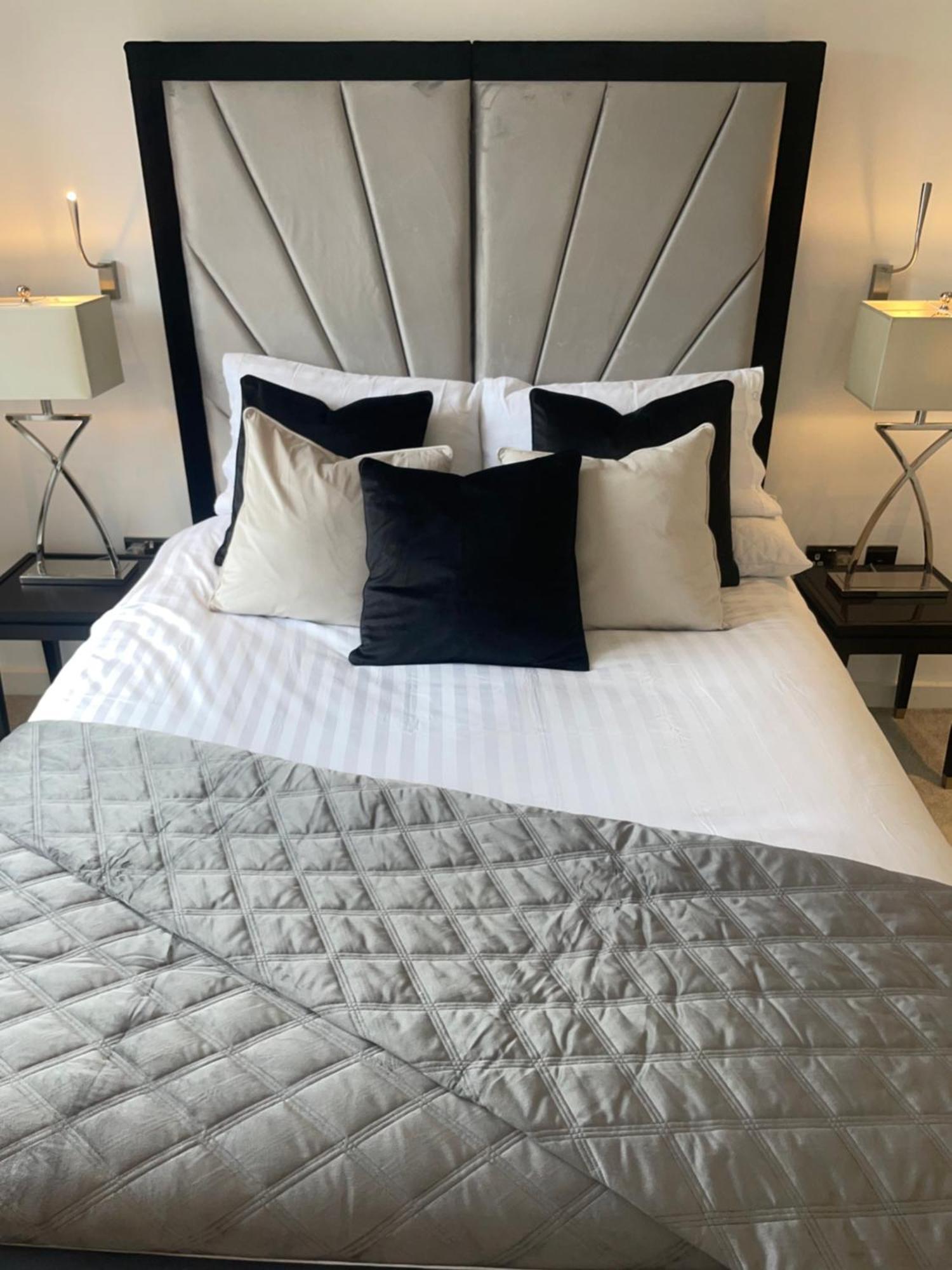Apartment Superior Large Suite Luxury Living City Apartment, 2 Kingsize Bedrooms Business Suite - Free Wifi